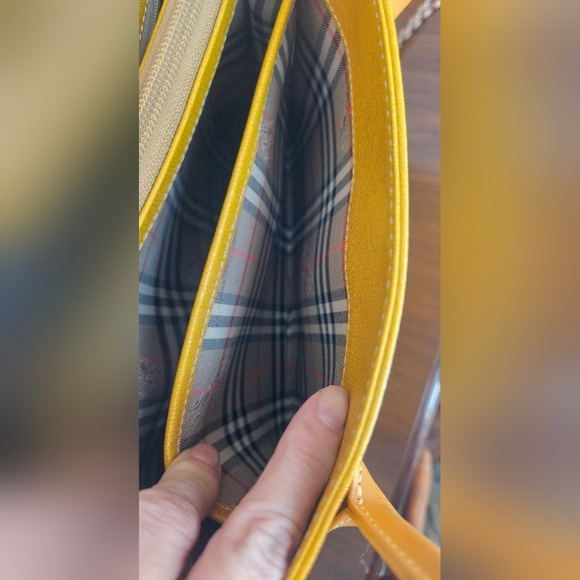 Burberry Bundle! Gorgeous Top Handle Bag And Matching Wallet In EUC - Picture 11 of 16